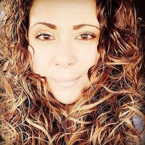 Meet your Posher, Brenda